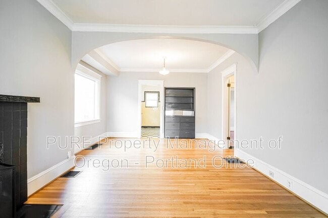 Building Photo - 1331 SE 49th Ave