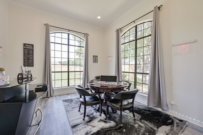 Building Photo - FULLY FURNISHED Grand Prairie 4 Bedroom Home