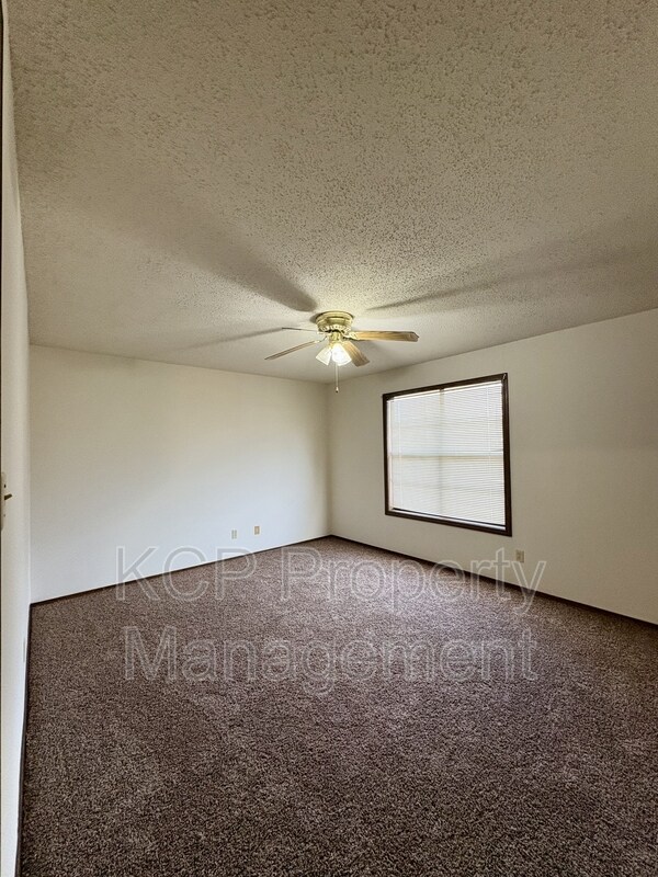 Building Photo - 4726 S U St