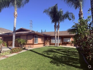Building Photo - 2920 Bixby Dr