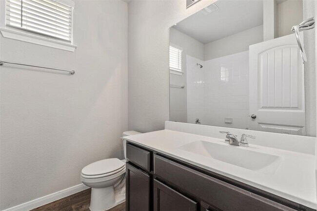 Building Photo - 116 Fair Anne Dr