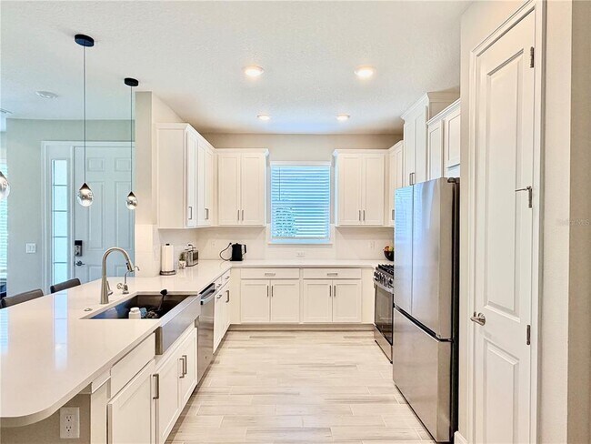 Building Photo - 6111 Mesa Gln