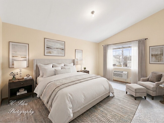 Building Photo - 1431 Silverstone Dr