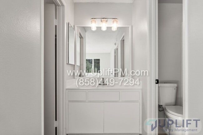 Building Photo - 6775 Alvarado Rd