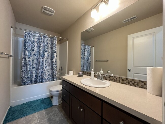 Building Photo - Stunning 4 Bedroom + Loft Bethany Home with Open Layout, Stainless Steel Kitchen, Two Car Garage ...