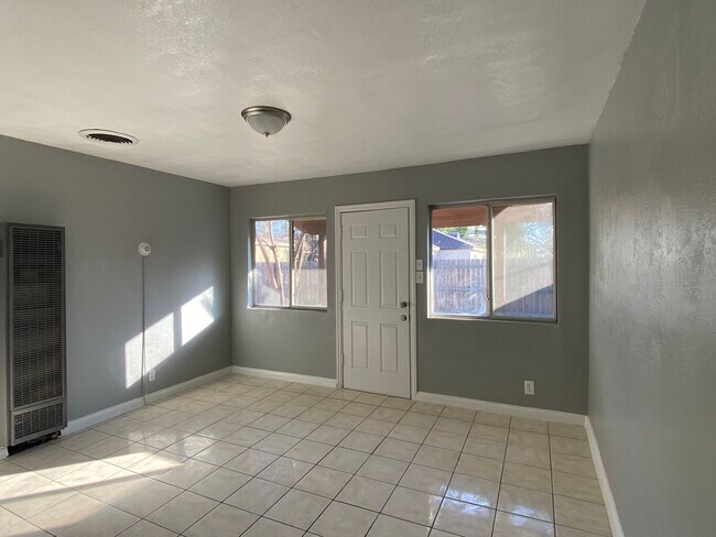 Building Photo - Hard to Find 1 BD 1 BA House with a 2 car garage and it's own yard.