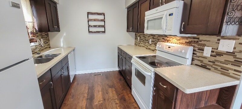 Building Photo - 3987 Loufield Dr