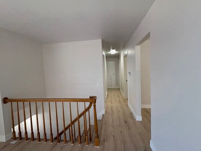 Building Photo - 1833 S Jeri Dr