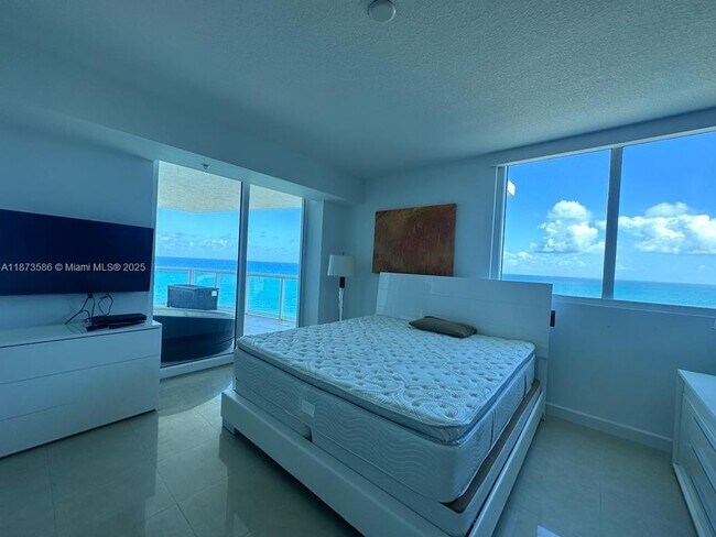 Building Photo - 3801 Collins Ave