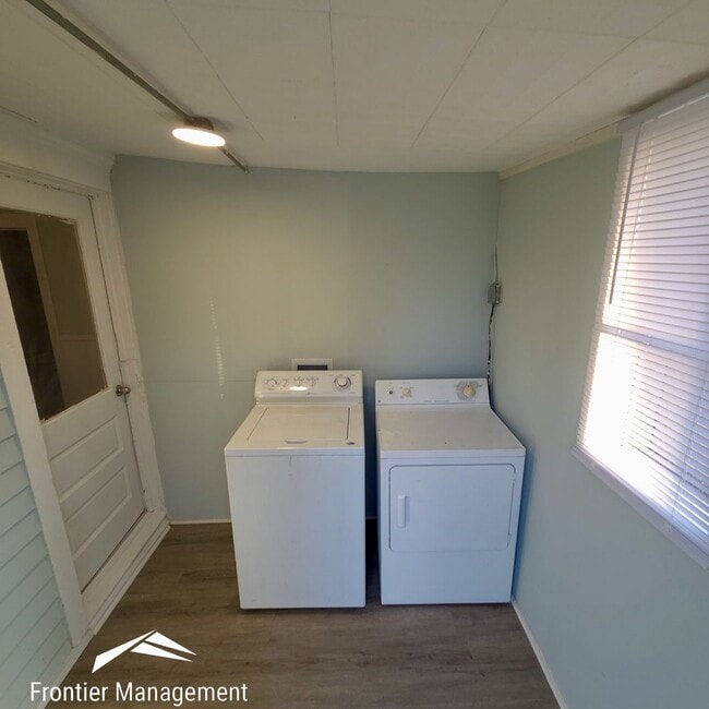 Building Photo - 720-726 Crawford