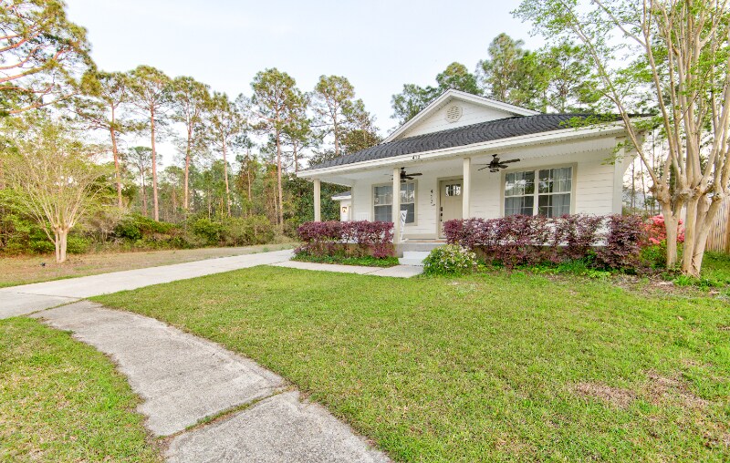 Building Photo - 412 Hunters Rd