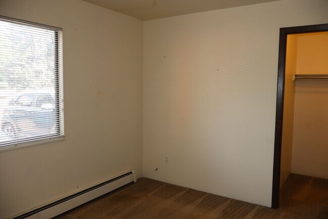 Building Photo - Comfortable Condo Living in Central Fort C...