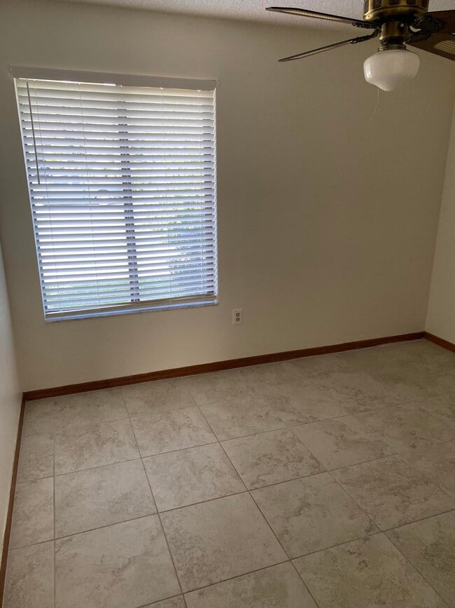 Building Photo - 4165 Fishermans Pl