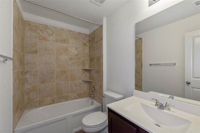Building Photo - 138 Esparza Dr