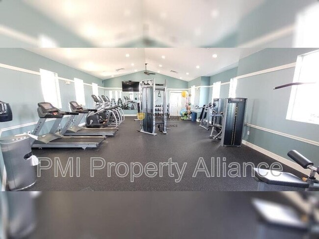 Building Photo - 4535 Gliding Wave St