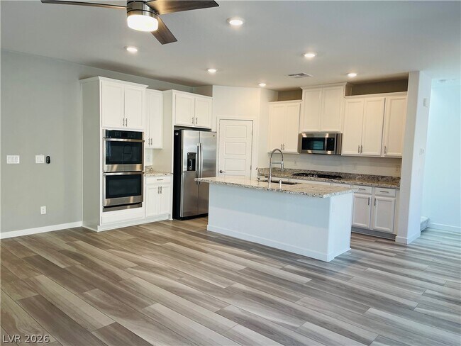 Building Photo - 12364 Harbor Isle Ave