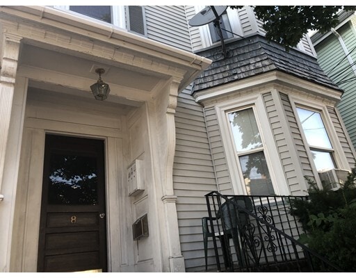 Building Photo - 14 Rice St