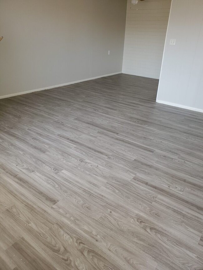 Building Photo - Pueblo Grande Apartments