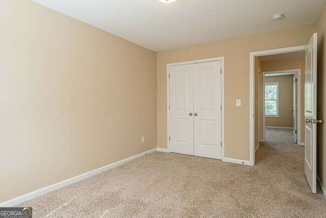 Building Photo - 9576 Rushmore Cir