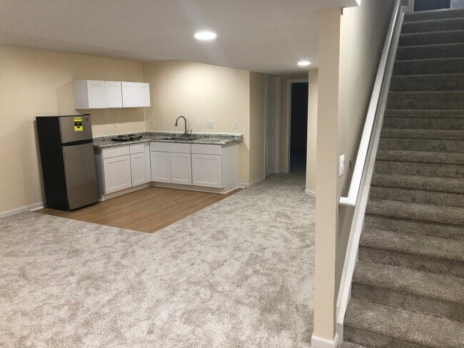 Building Photo - 165 Saddlebred Cir