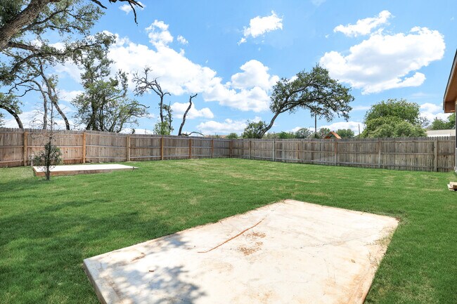 Building Photo - 8626 Glass Gem Dr