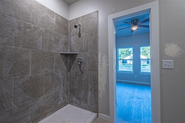 Building Photo - 2106 Willow Pl