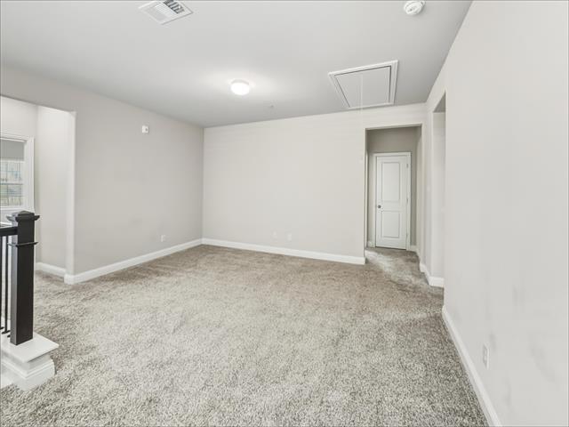Building Photo - 213 Suma Dr