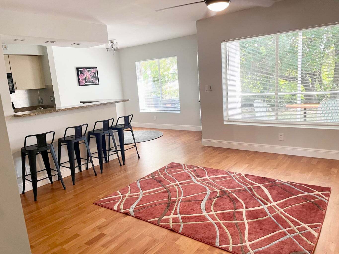 Building Photo - 815 W Boynton Beach Blvd