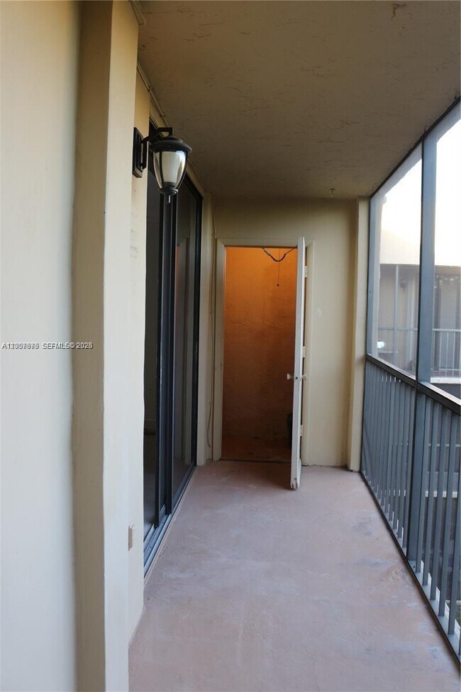 Building Photo - 8005 SW 107th Ave