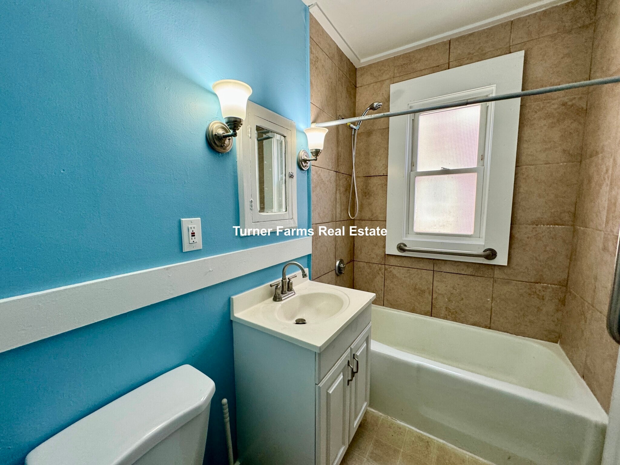 Building Photo - 41 Michigan Ave