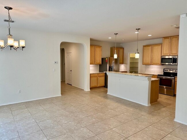 Building Photo - 413 Hunters Hill Dr