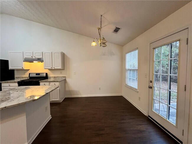 Building Photo - 3780 Crescent Walk Ln NE