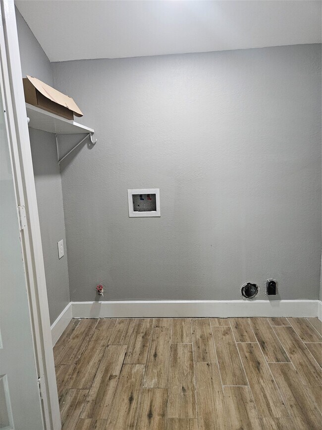 Building Photo - 2017 3rd St