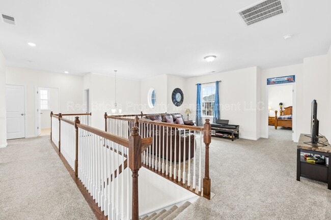 Building Photo - 14917 Baldridge Dr