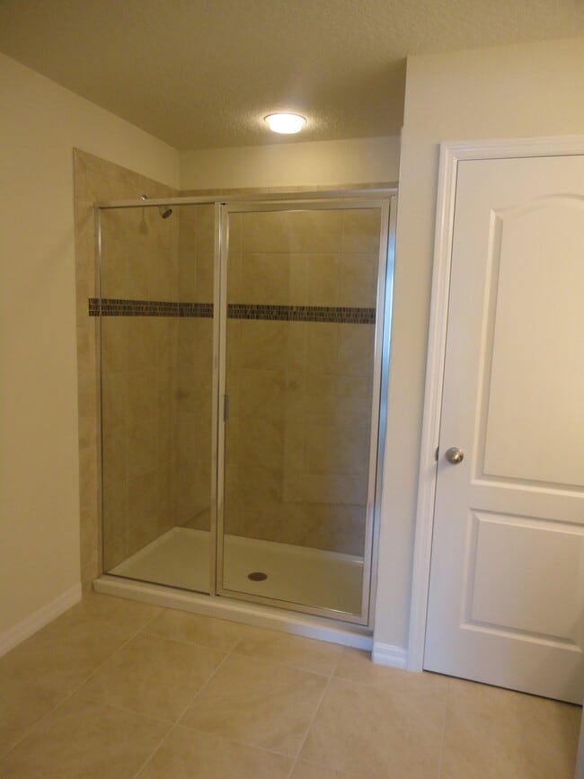 Building Photo - 3/2.5 Town Home in Winter Park! Priced to ...