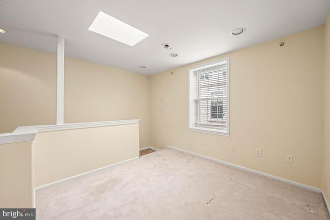 Building Photo - 1027 N 4th St