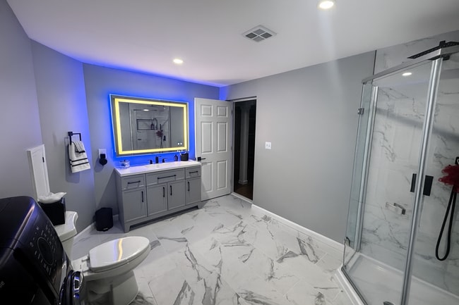 Building Photo - 5 Camden Way