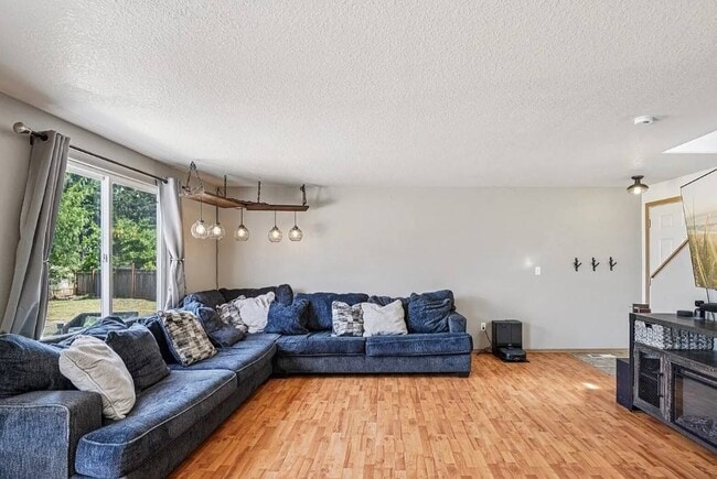 Building Photo - 15714 NE 93rd St