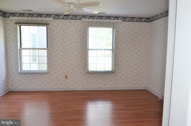 Building Photo - 818 Roundtree Pl