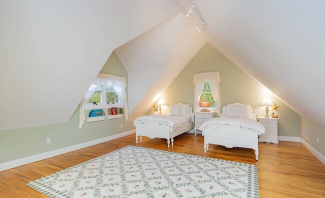 Building Photo - 30 Towhee Trail