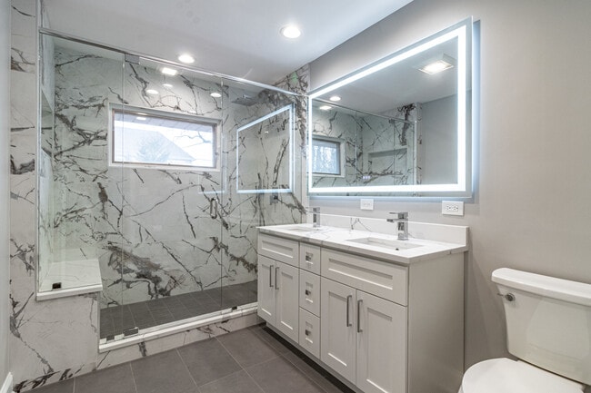 Building Photo - 1240 Warrington Rd