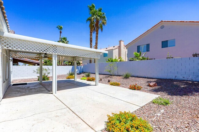 Building Photo - Single Story 3 Bedroom Summerlin Home