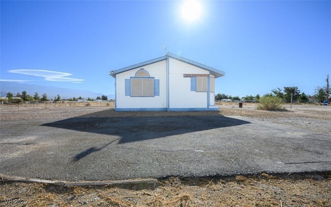 Building Photo - 4101 Paiute Blvd