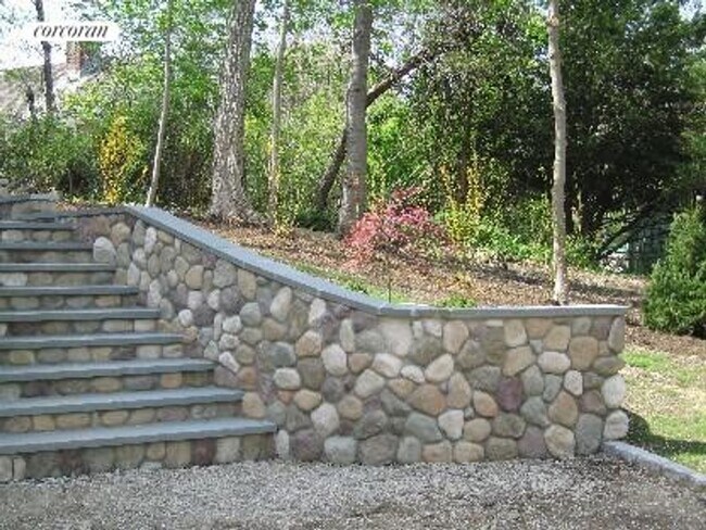 Building Photo - 77 N Midway Rd