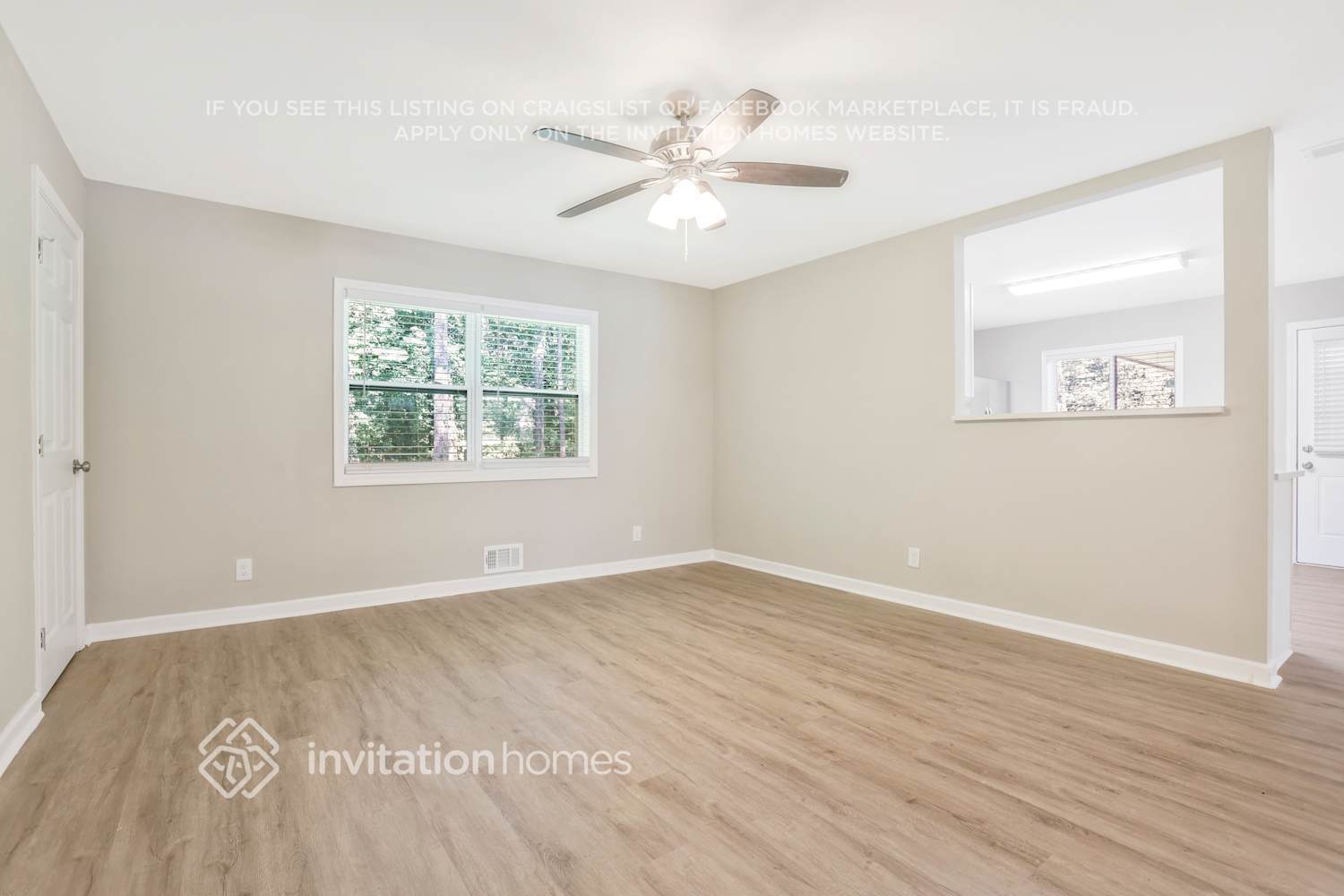 Building Photo - 3187 Flamingo Dr