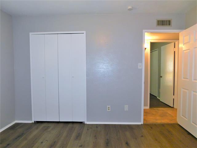 Building Photo - 421 Shadowcrest Ln