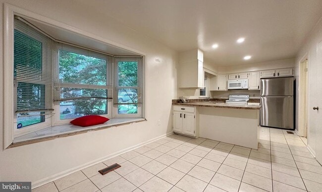 Building Photo - 7519 Heatherton Ln