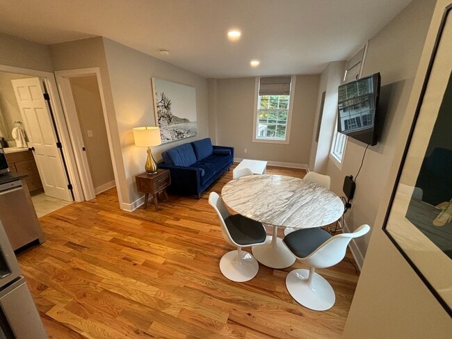 Building Photo - 23 Main St