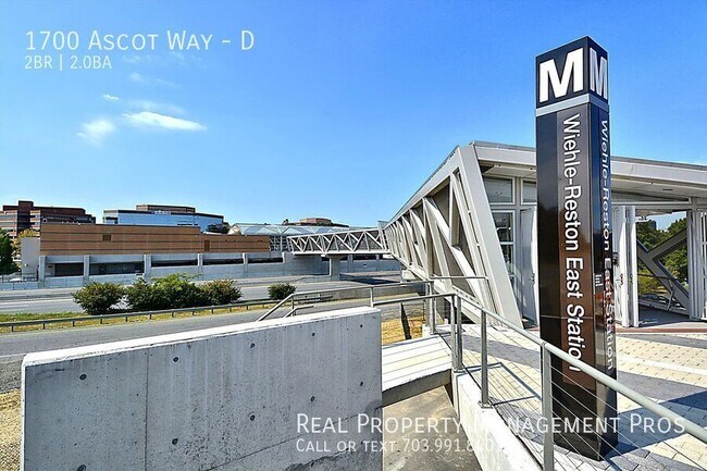 Building Photo - 1700 Ascot Way