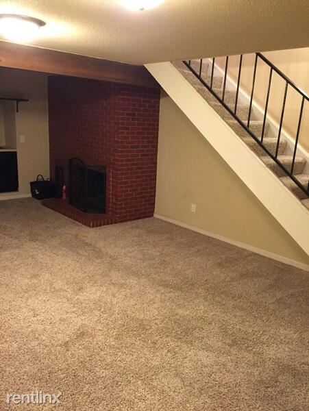 Building Photo - 2 br, 2.5 bath Townhome - 1199 S Monaco Pkwy